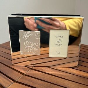 New in box silver tabletop photo album, hold 4 1/2” x 6” photos.